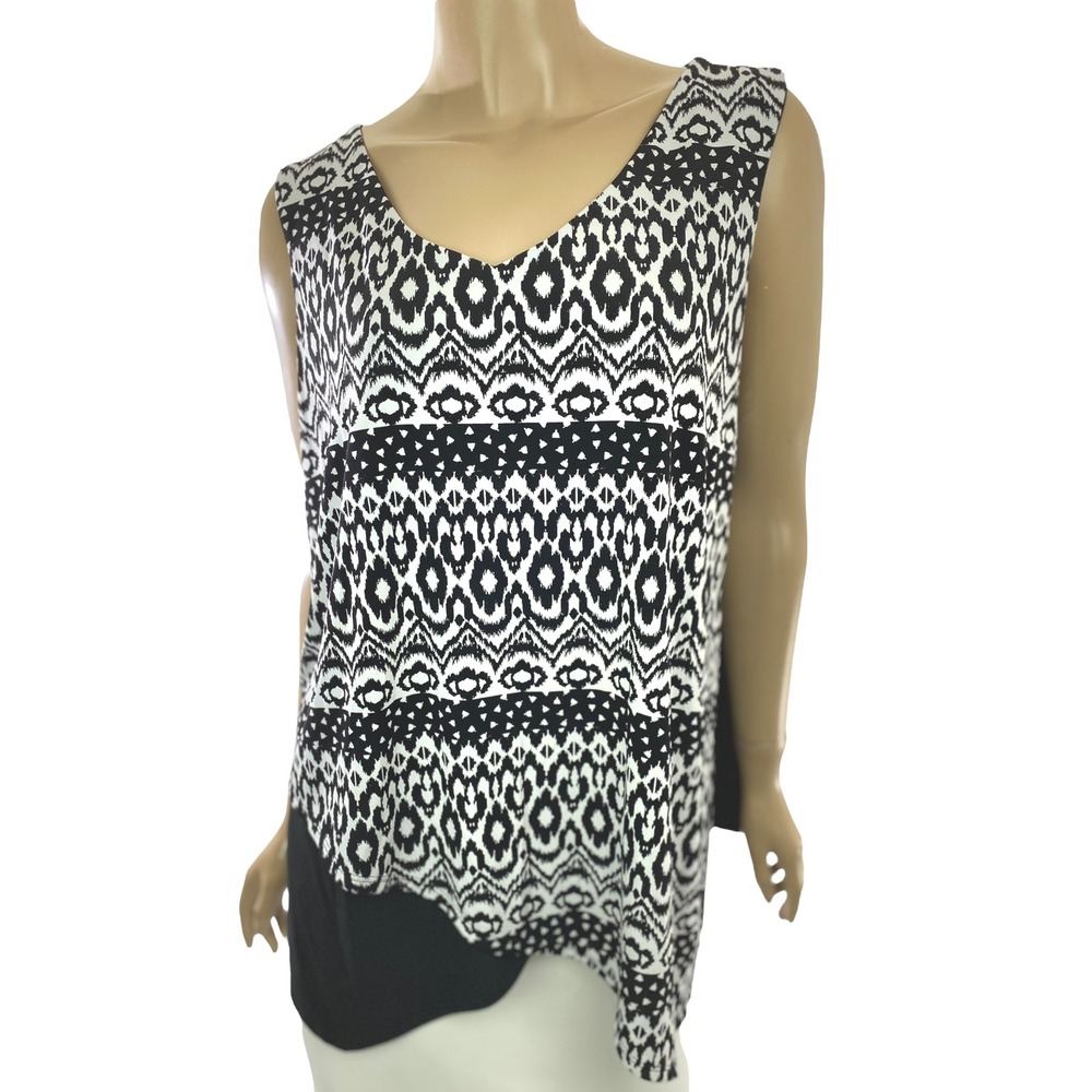 DB size XL Sleeveless Blouse Top Black & White Asymmetric Hem Polyester/Spandex